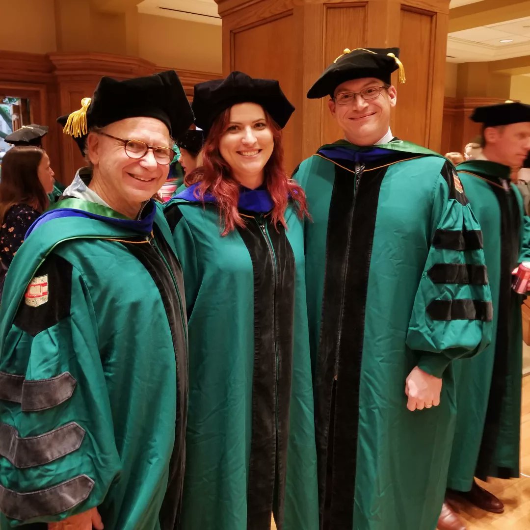 JasminSponagel's tweet photo. Graduation day!! 🎓
I am officially Jasmin Sponagel, PhD!! 
Thank you @LabRubin and @JoeIppolitoLab for your support and mentorship along the way! 
#PhDone #WashU22 #hoodingceremony https://t.co/y4WZQ26NGH