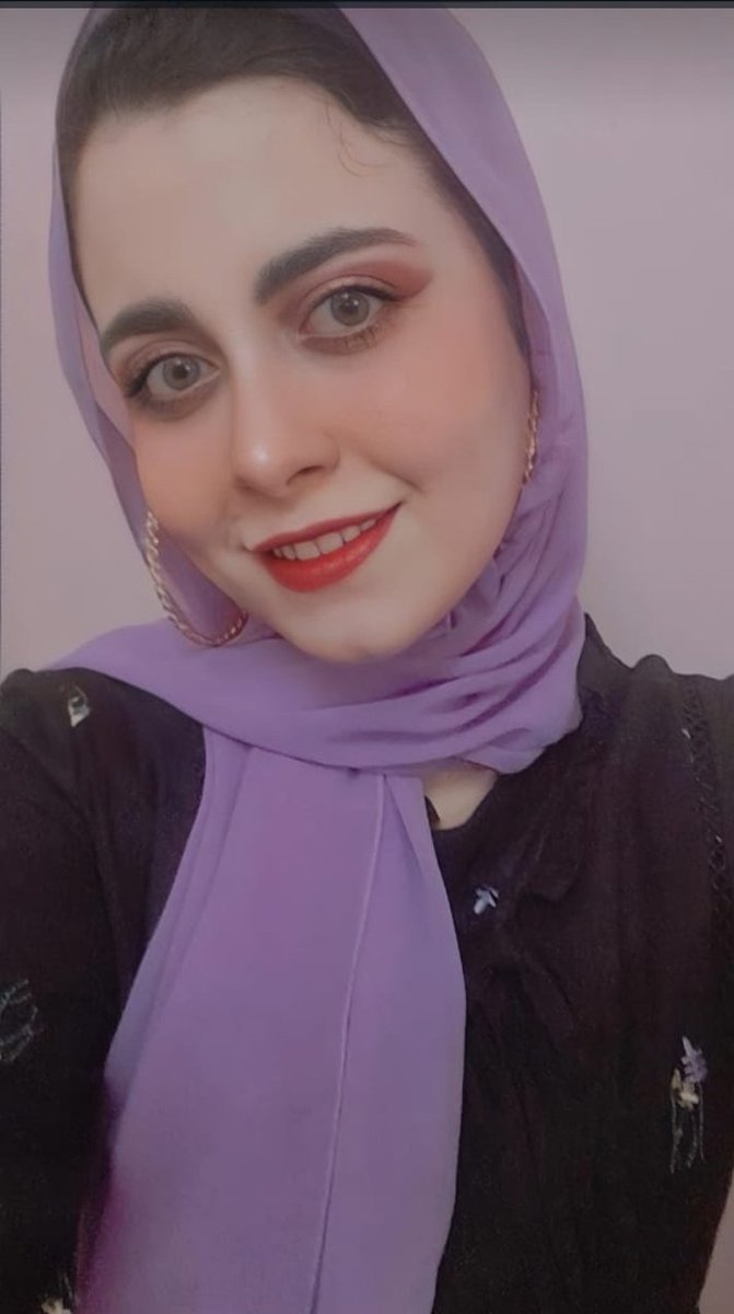 مازالوا يروني وحيداً ومازلت أقنعهم بأن الله معي♥️🥀