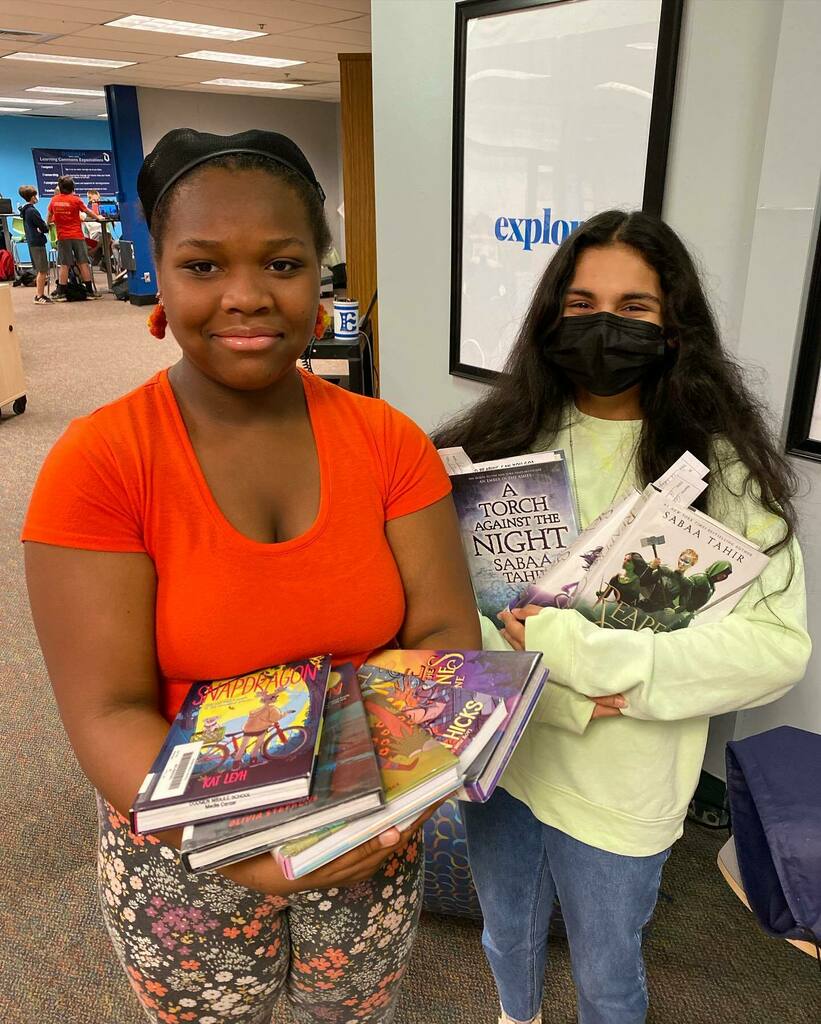 CommonsDodgen's tweet photo. Students: You’ve lost your mind. Me: What? The books are no good just hanging out on the shelves… Them: Well, how many can we have? Me: How many do you need? 🥹🥹🥹 #summercheckout #justread #dodgendynamic @Dodgen_MS_Cobb @CCSDLibMedia @ccalms #galibch… https://t.co/LIDmKjGZLJ https://t.co/X747WnIjie