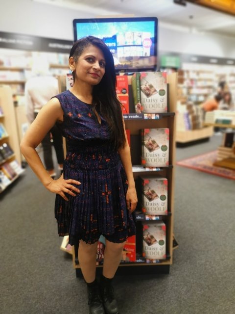 luckienicky's tweet photo. What a pic!
@theherringlass and the great tower of #DaisyandWoolf 
@HachetteAus @DymocksSydney https://t.co/2Db1ZlhHqj