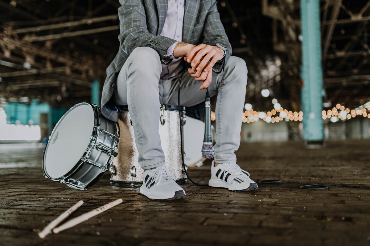 artbysoto's tweet photo. i’m always down to take the photos that the client wants but this one had me worried. i was sure he was gonna fall through the kick drum but he didn’t! it was a total success. — for sure one of my fav shoots of last year. ❤️ 

@alfredsergel4 

 #photooftheday #musician https://t.co/Bt84anYgTj