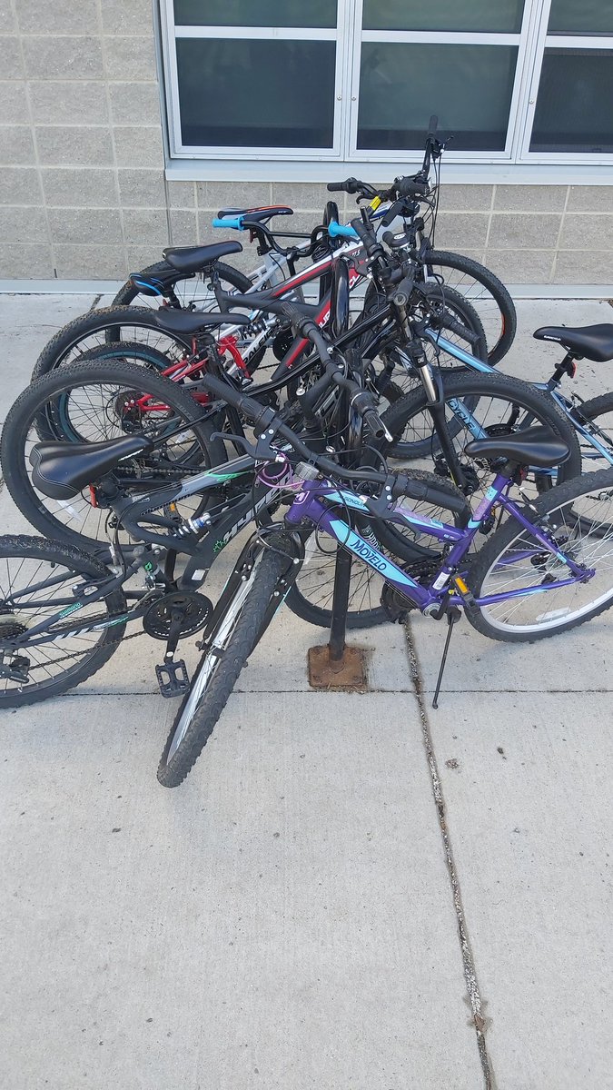 Mr_T_Hamilton's tweet photo. #move2grow walking on Wednesday with great conversations and then cycling on Thursday as our bike racks were FULL.  Fantastic inititiative by @StoonPubSchools! https://t.co/8UAfIoNR88