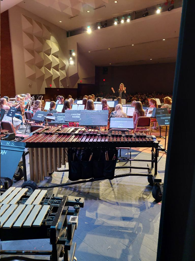 JwarnerJane's tweet photo. 6th Band sounding great! https://t.co/cBMbC3GdgA