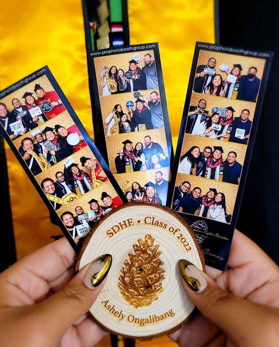 Ashely_Rose's tweet photo. Twitter, did you think you were safe from these!? 😂 I'm officially done with my Master's and all of my social media platforms needed to know. Proud to join the 4% of Pacific Islanders that hold graduate degrees during #AAPIHeritageMonth 💜🎓🇵🇼🇦🇸 https://t.co/d5rdsBVusD