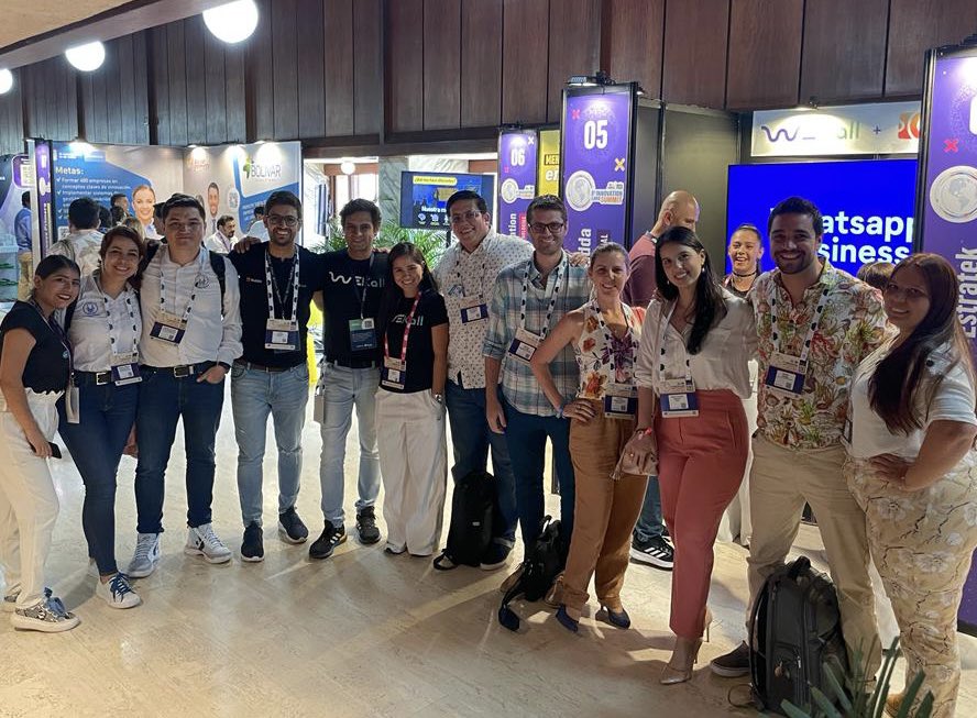 ANDIValleDCauca's tweet photo. Otros representantes de lujo del Valle en #InnovationLandSummit son Felipe Sanchez de @WeKallco, Lorena Valencia de #OctopusForce, y nuestro siempre aliado @camaracali con @SergiZuniga trabajando juntos por el ecosistema emprendedor del Valle https://t.co/Olt0nBj5nz
