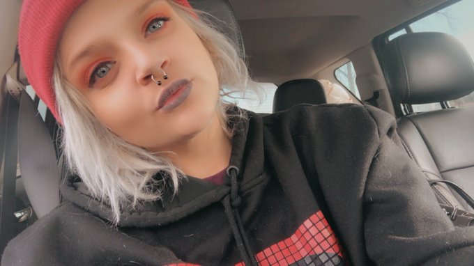 Madi 🍑's pics and videos FTKWNzCWYAkeftK jpg:small preview