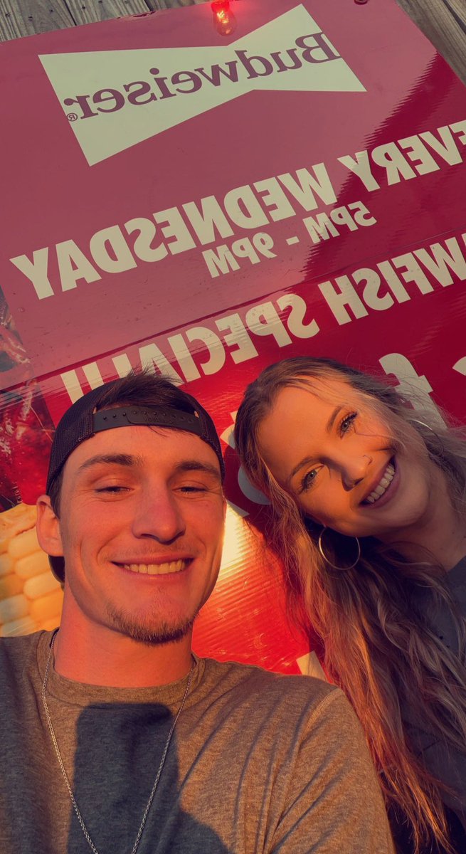 LIZZY🦋 tweet media