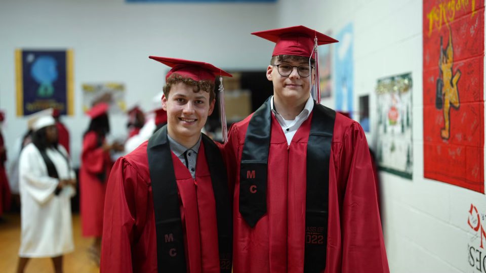 The <a href="/MemphisMCHS/">Middle College High</a> Bulldogs have taken the stage! Named the #1 high school in the Memphis-Metro area, these seniors have proven they are DEDICATED TO EXCELLENCE. #MSCSFirstCla22