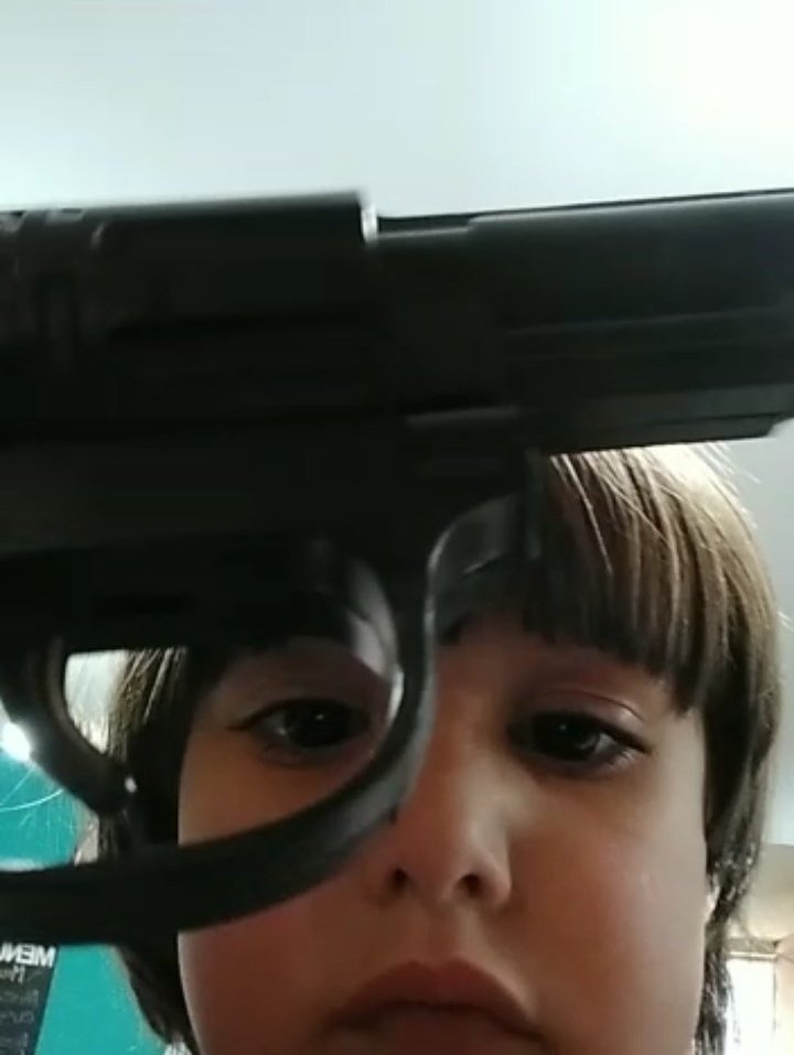 No me invitaron a los awards hijos de puta los voy a buscar