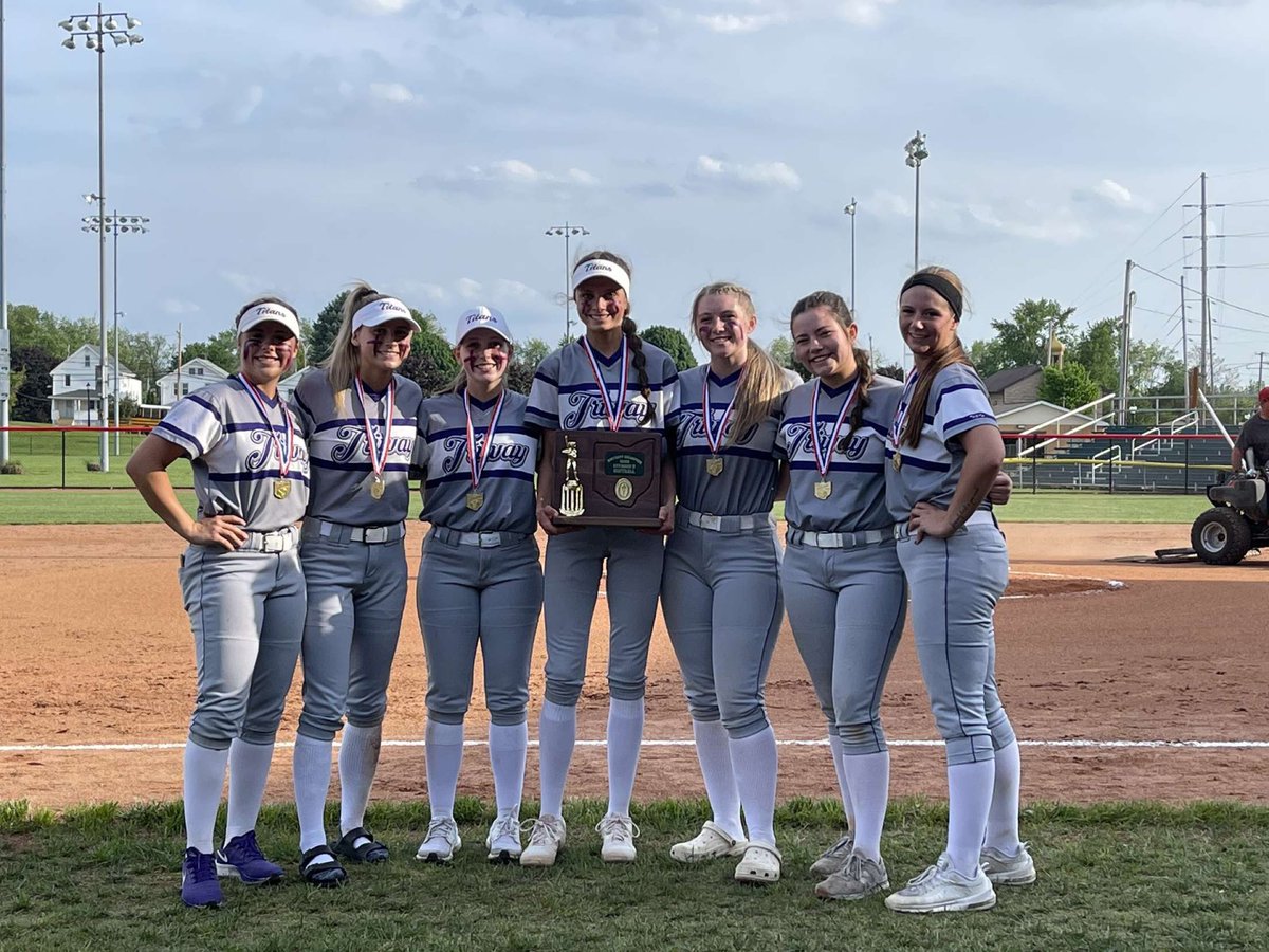 Triway Varsity Softball brought home the WIN tonight against Akron Springfield in District Finals with a score of 10-0 💜🥎💜

District Champions! 🥎🥎🥎🥎

Next game is Regional Semi Final  on Wednesday, May 25th at 2:00 pm - not sure of location yet💜