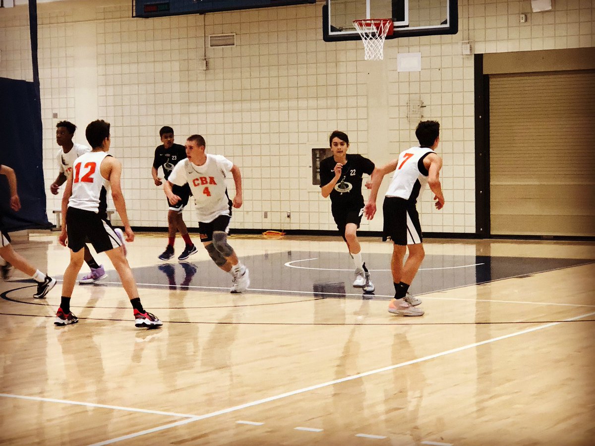 RhondaVuch's tweet photo. That’s a wrap on spring league play for this guy and his team. Closed it out with a win. “Push yourself again and again. Don’t give an inch until the final buzzer sounds.”~ Larry Bird #growthmindset #twostarsandawish #goalsetting #ontothenextone 🏀 https://t.co/ykOviCgm6F