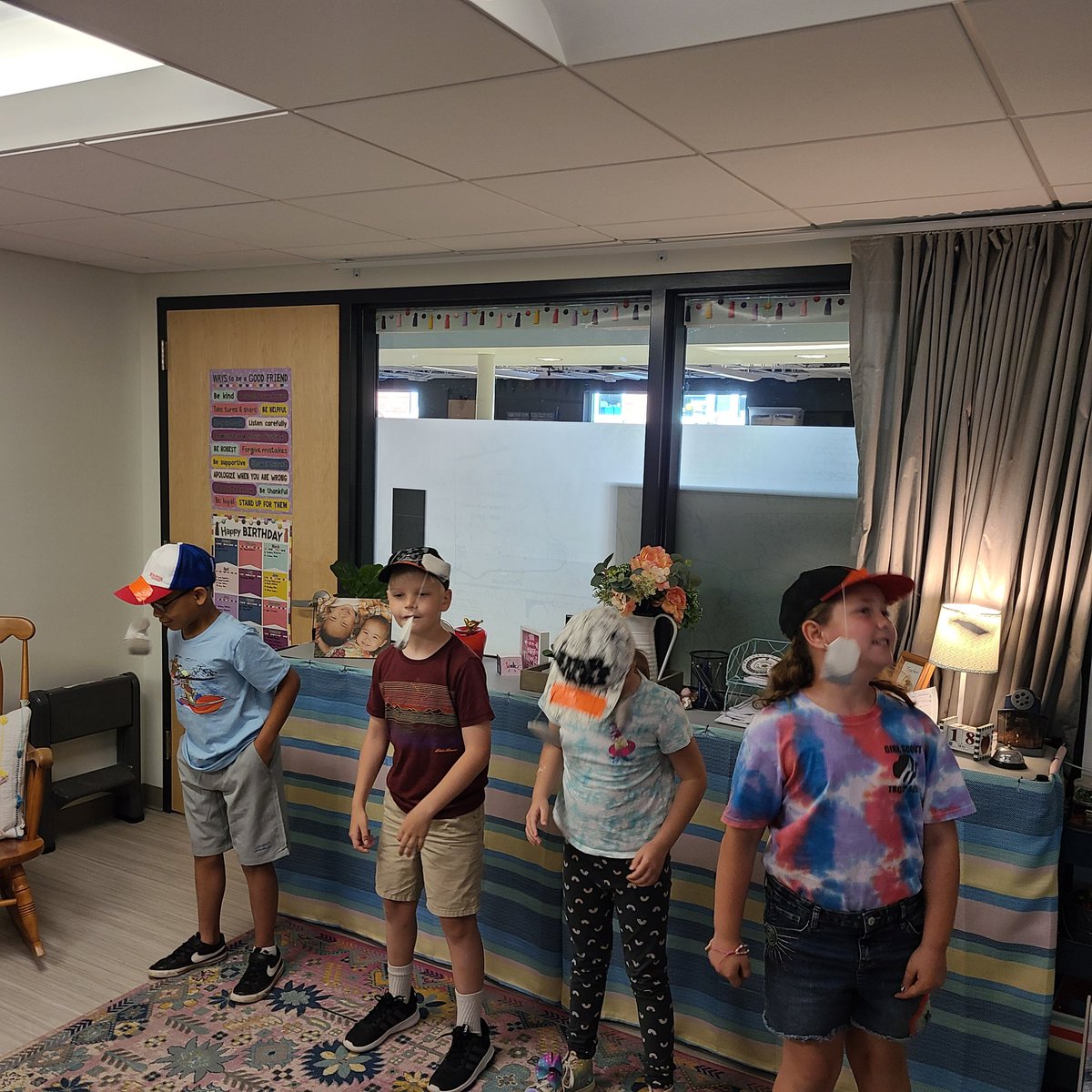 lee_paulah's tweet photo. Rounding out our year of learning with advanced math, physics fun, teamwork, and good ol'competitive spirit. I will miss my kiddos this summer! https://t.co/OapEue6F9t