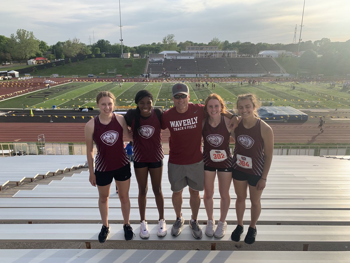 Super proud of these 3 teams. Girls 4x1 PRs by 1.3 seconds to place 12th, Girls 4x4 PRs by 4 seconds to place 5th and the boys 4x1 PRs by 3 tenths to take home gold and remain undefeated on the year!  Each group made Waverly proud!  #HWPO