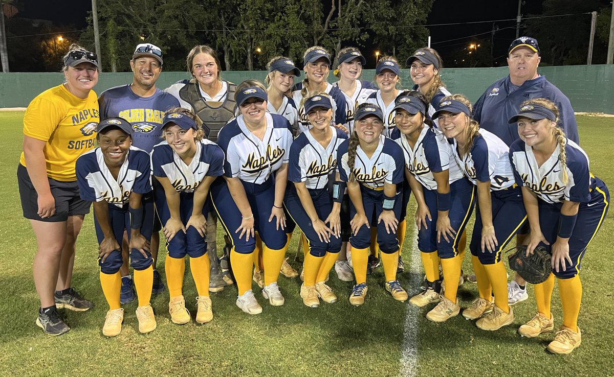 This is getting seriously fun! Here is what a State Bound Softball team looks like! #GoEagles
