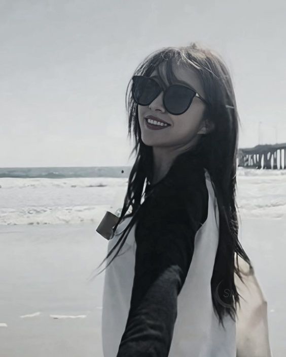 ⠀                         *  ·  　　  　　　   * 　.

                                 〔<a href="/xliquidguilt/">SAN HO.</a>〕

                     ❝—Don't mind the black clouds, 
                          〔I would never lie to you〕.

                ——Just let the sun surround you now.❞
⠀