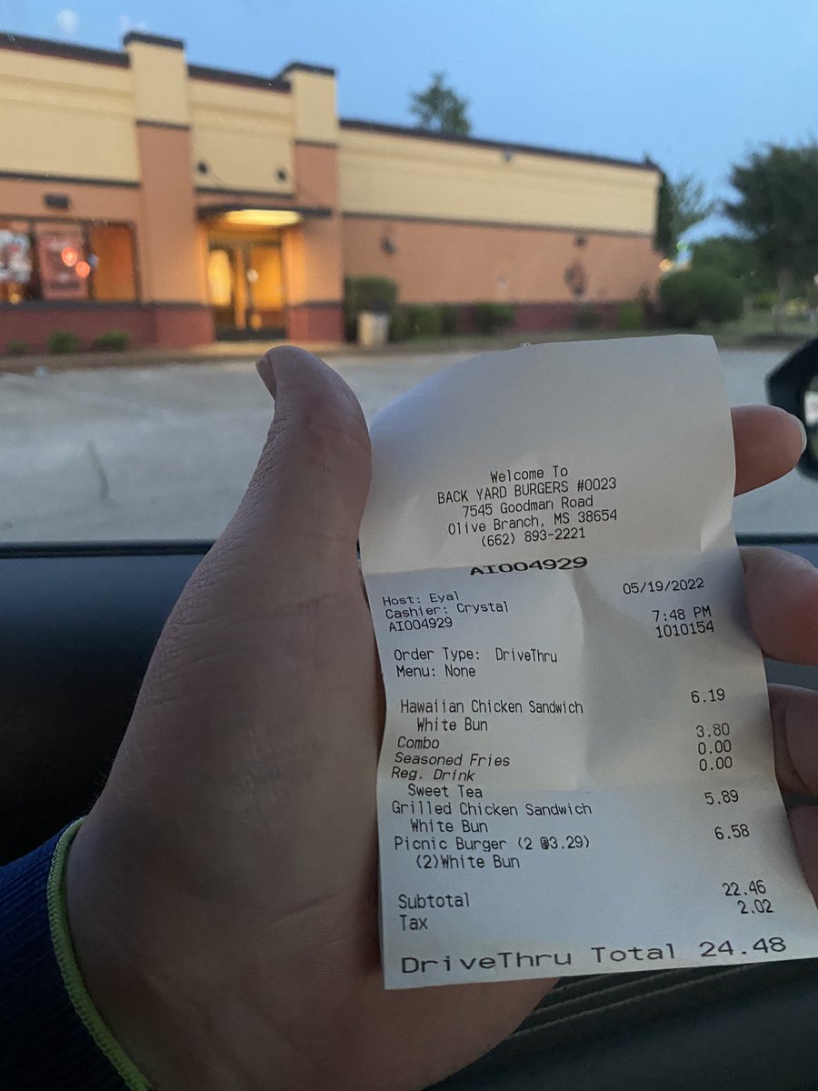 dsideburns's tweet photo. @backyardburgers come on guys, I’ve been waiting at the drive thru window for my order for 25 minutes, what is going on at this location??? Wow just picked up my order at 8:13 pm https://t.co/TuCMXexndd