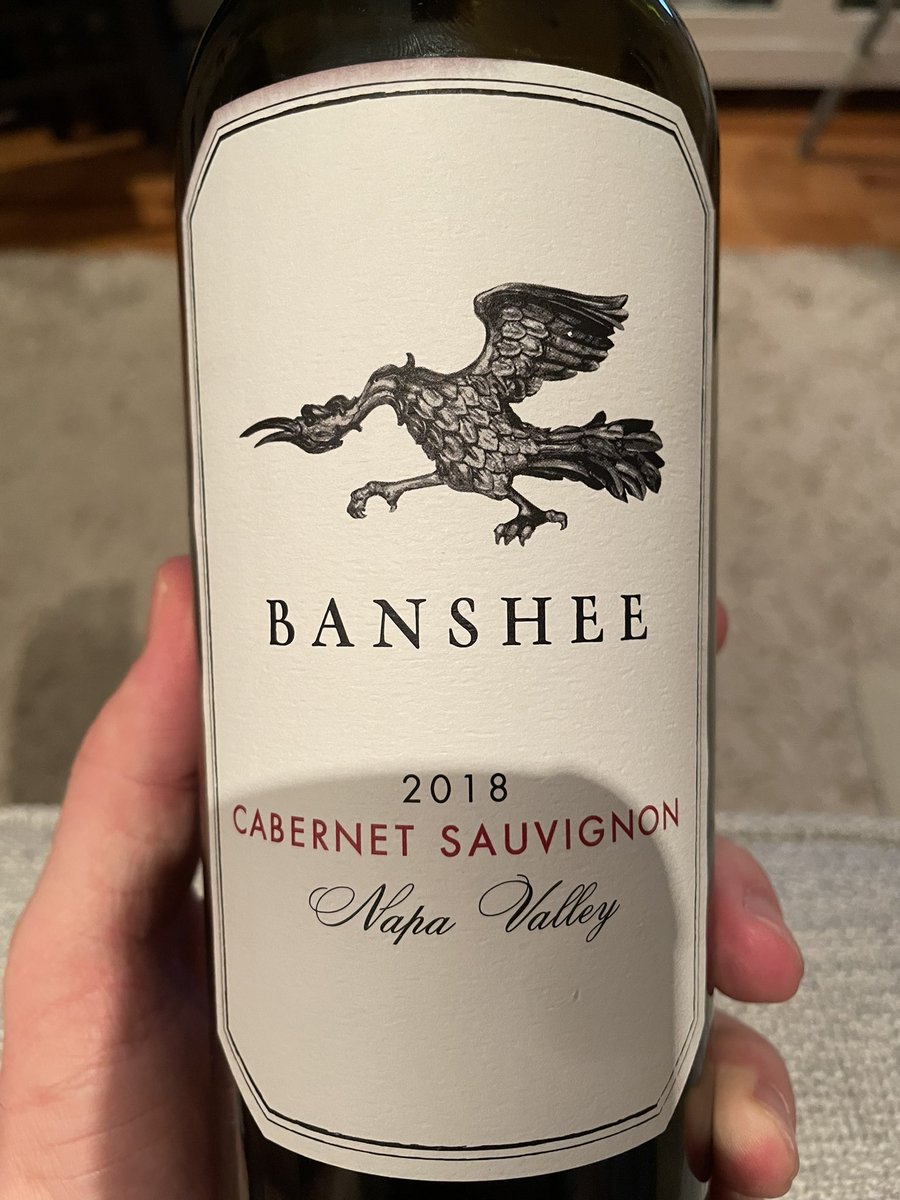 TheGuysGrape's tweet photo. Banshee 2018 Cab Sav 

You can’t go wrong with ordering this cab. Easy to drink, smooth, and has a traditional cab finish. This is wine that goes with out without food and drinks fast which is always a good thing. 
@bansheewines 
3.5/5 https://t.co/5ehelD7mvZ