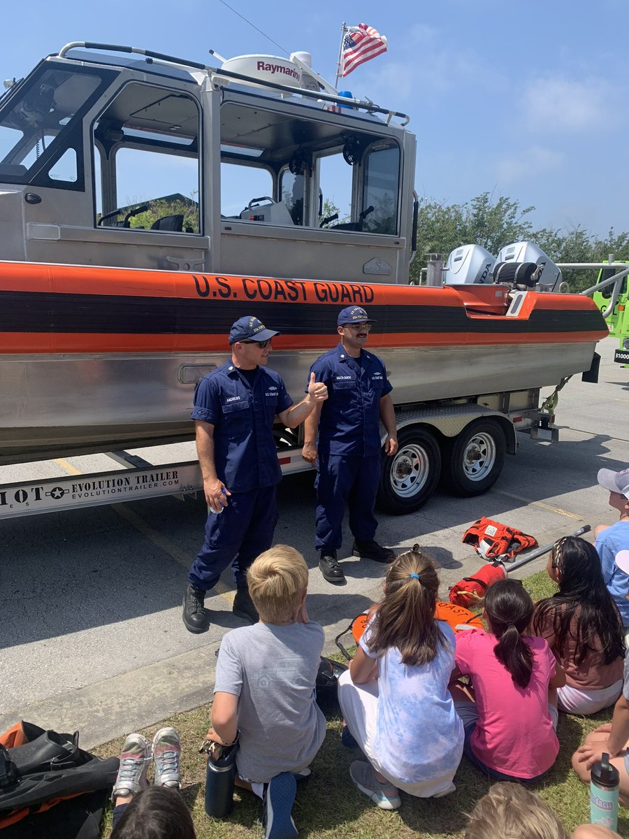 Military representation at our 1st annual #CareerOnWheels @MCPSsandcastle. Thank you @MCASCPPA and @uscgmidatlantic for hanging out with our kids today. #PurpleStarSchool