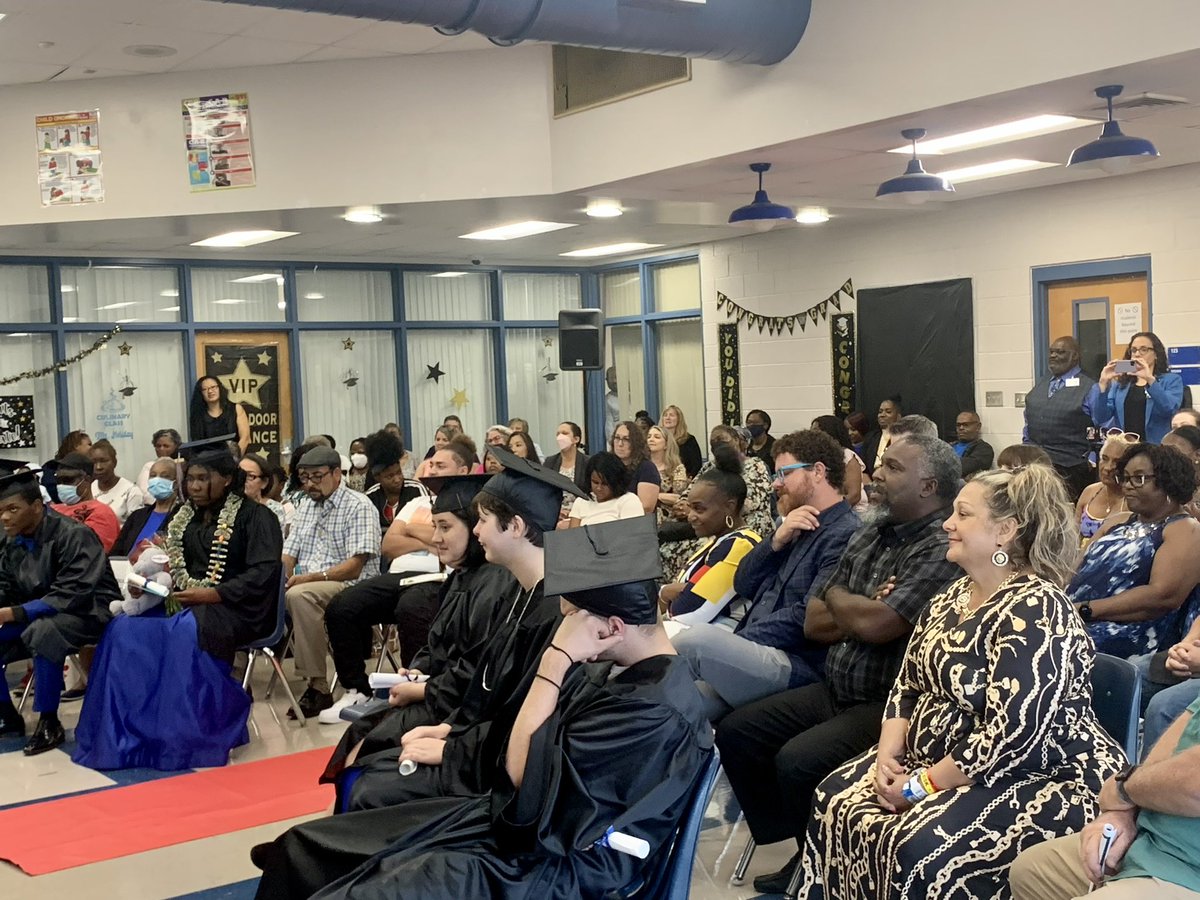 DThomas School tweet media