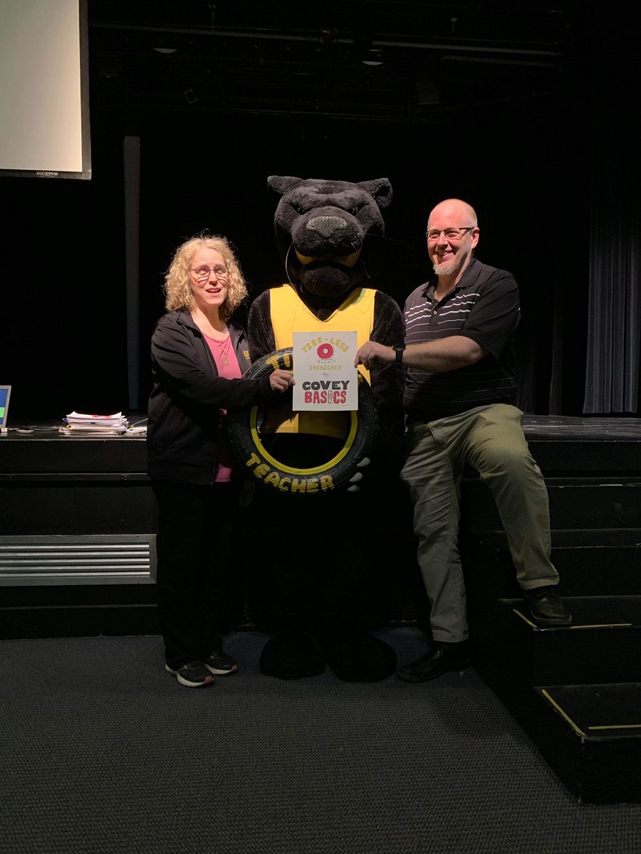 Congratulations to our Tireless Teacher Recipients for this month, Mr. Dunfield and Ms. Vermeersch!!