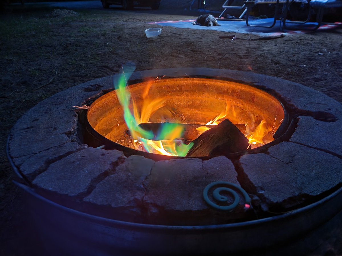 WanderingMitten's tweet photo. And we're off on another adventure! #Camping #TheGreatOutdoors #campfire #Hotdogs https://t.co/qXsXM05jwW
