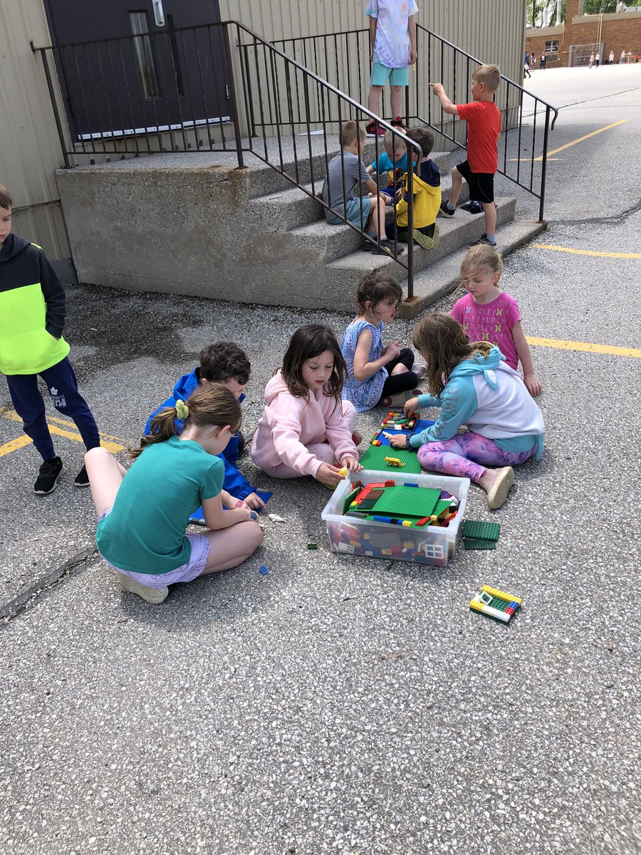 2Gnps's tweet photo. Enjoying the beautiful weather! https://t.co/LWcsPoZMal