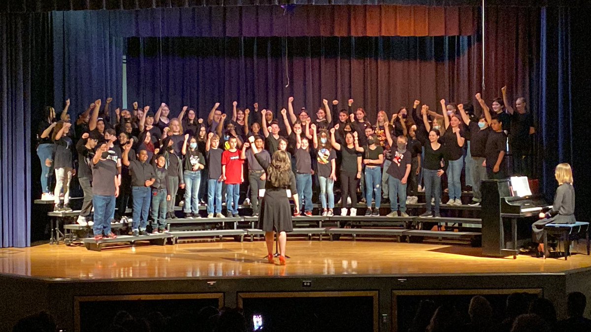 Congratulations to both Eastgate Choirs!  You made us proud tonight!  <a href="/Eastgate6NKC/">Eastgate6thGradeCenter</a>