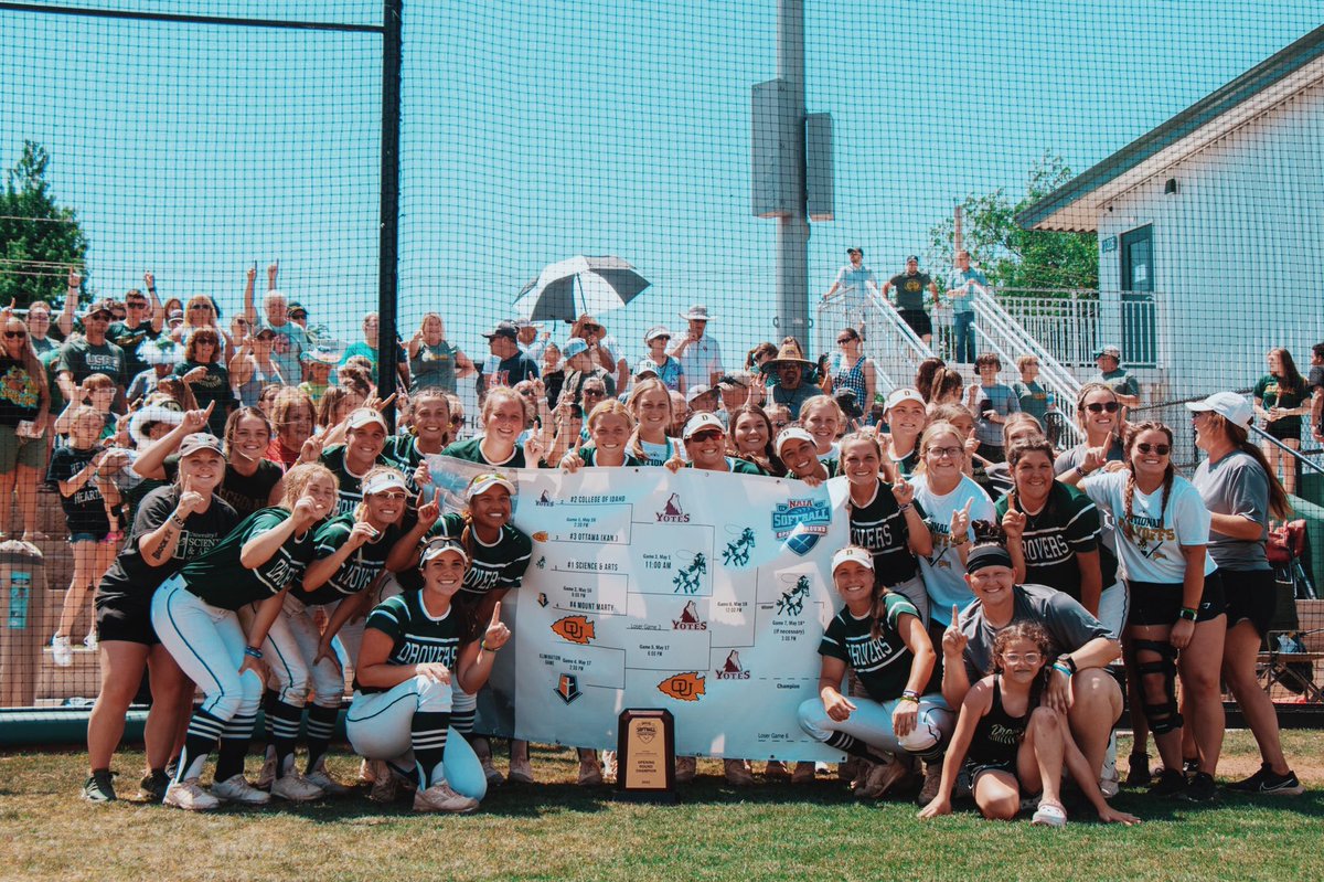 jayceekay32's tweet photo. The drover party HAS MOVED TO GEORGIA!!! #fiwb #by90 🤩🦈🌴🐎💚 https://t.co/iFTb3vPXyF
