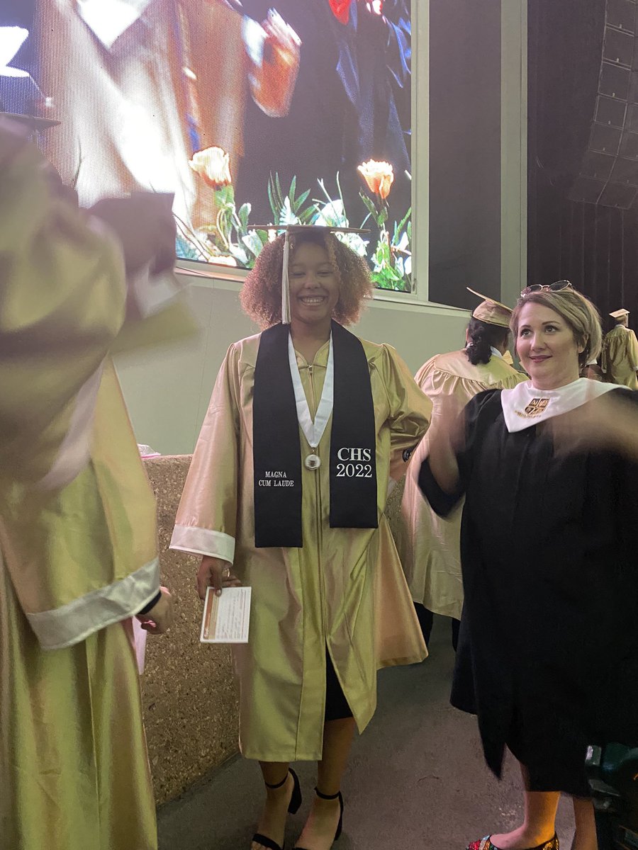 ConroeTigerVB's tweet image. Beyond proud of this girl. Our senior Trinity Lane just graduated!! Southern University is getting a good one!! #Classof2022 @TrinityLane2022