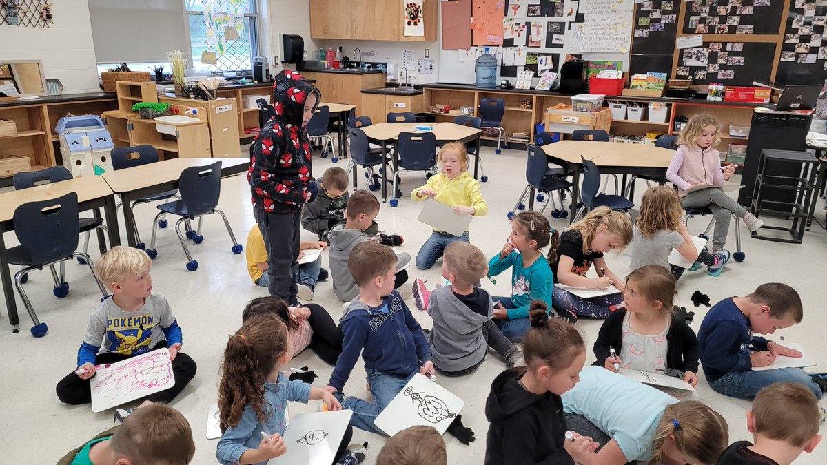 The class was SO impressed by the drawing talents of a peer that he was invited to teach us all how to draw #Sonic His lesson further inspired another friend to teach us his #Mario drawing skills. They blow me away everyday! <a href="/SEWchargers/">SEWchargers</a> #sccdsb #kindergarten