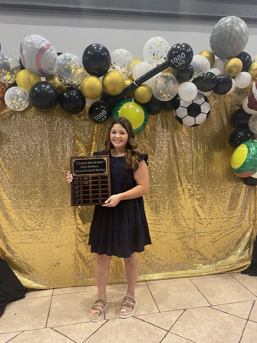 GallowayBraylyn's tweet image. Happy to receive :
Offensive mvp  
2nd team all- district 
Academic all- district 🥎🥎 Ready to hit the field this summer with @BombersGold_htx 💪🏽 #bombernation #freshy