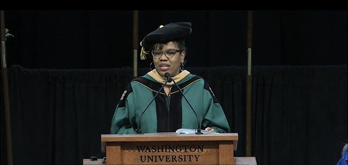 deaconessfound's tweet photo. Congratulations to the Washington University @BrownSchool Graduates! Bethany Johnson-Javois, President and CEO of Deaconess Foundation, shared her five points of encouragement with the graduates during their commencement recognition ceremony:
#Thread #WashU22 #BrownGrad22 https://t.co/L5KodKPYW3