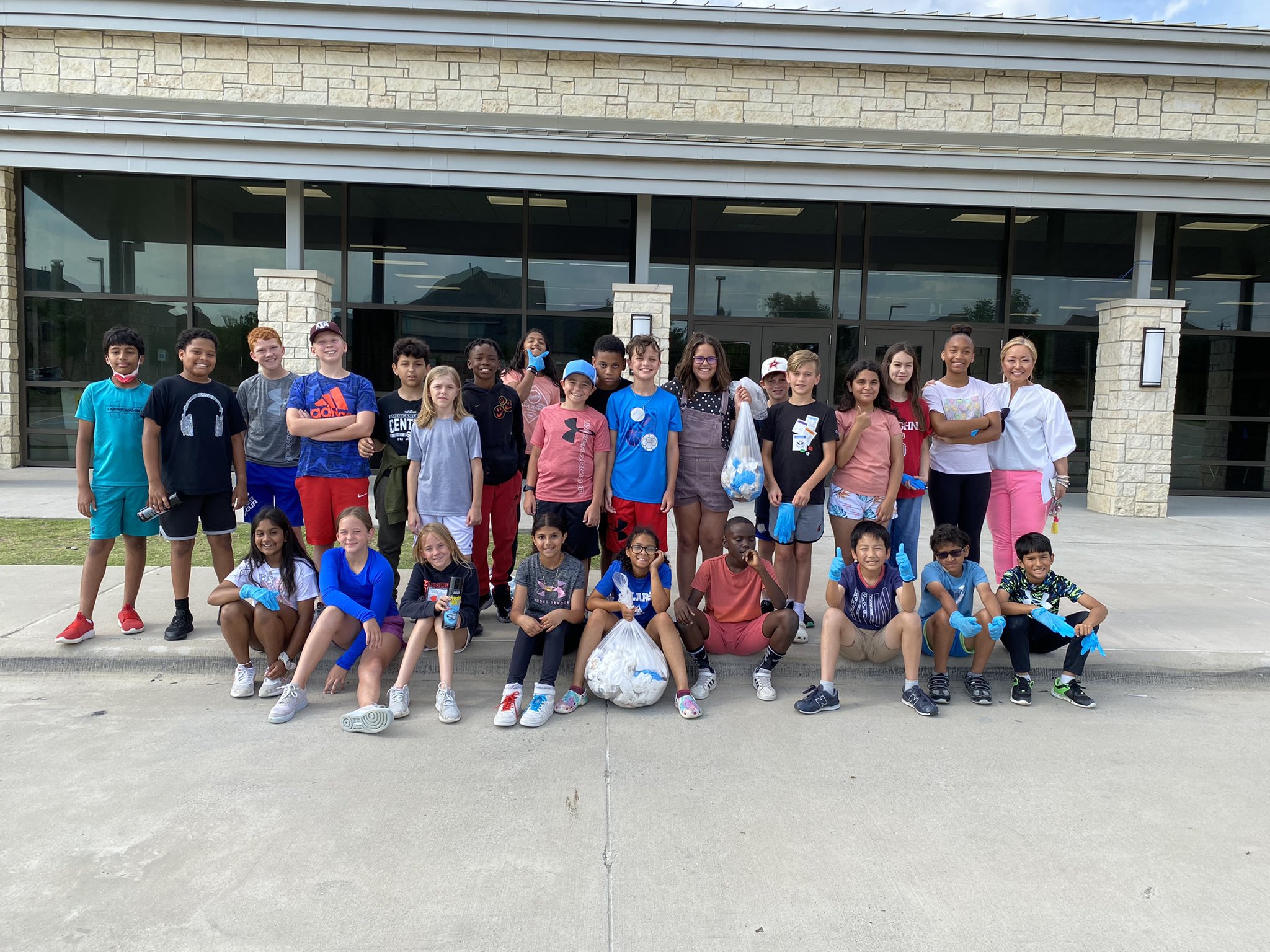 Vaughn Elementary on Twitter "Proud of these fifth graders for serving