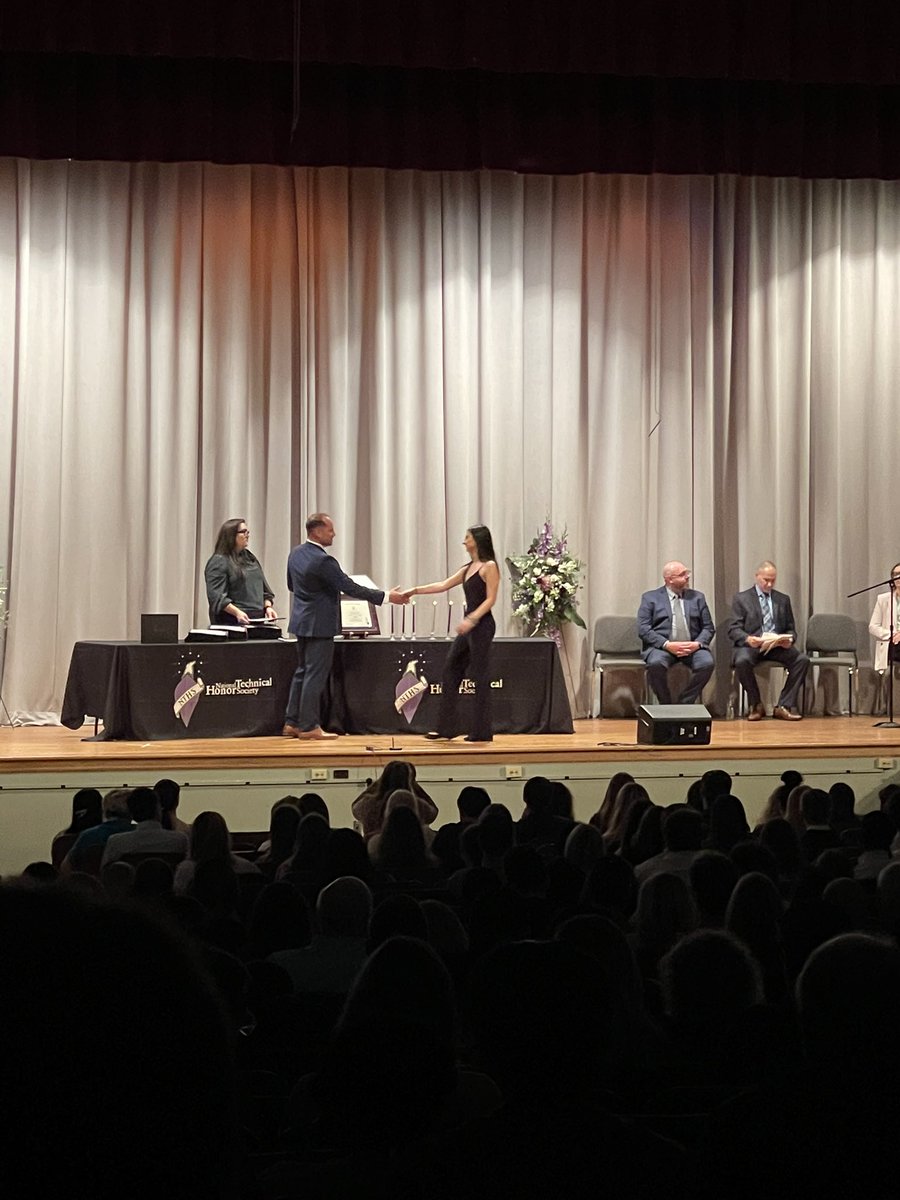 SSBindemann's tweet photo. Celebrating the accomplishments of our newest National Technical Honor Society inductees! Enjoyed a return to an in person ceremony. Congrats!!! https://t.co/T0pdkIXIBl