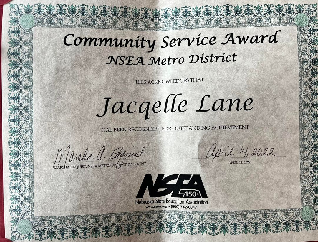 jacqelle_author's tweet image. I am beyond humbled to receive the Nebraska State Education Association&apos;s  Community Service Award (NSEA Metro District). 

This award recognizes individual NSEA members and local associations who are actively involved in non-paid volunteer work outside of classroom duty hours.