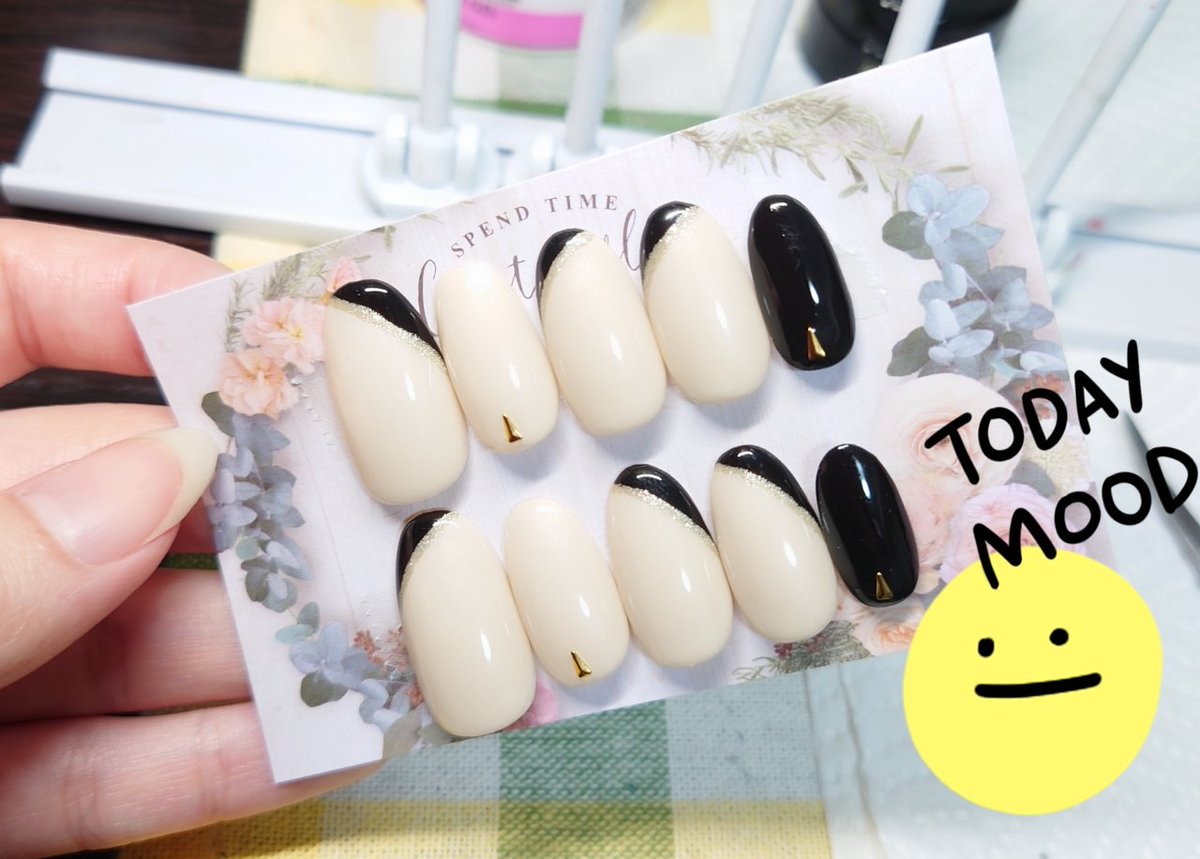 KOKONAIL77's tweet photo. お久しぶりのツイートです❤
ツイートはあまりしませんが、ネイルチップ販売はしっかり営業しております( ꈍᴗꈍ)
#ネイルチップ 
#ネイル 
#nail https://t.co/qQ3WEbNBaX
