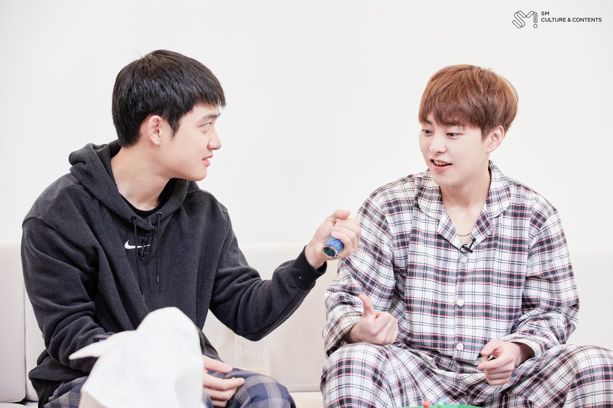sm_all_voice's tweet photo. [#EXO의사다리타고세계여행3] 
📸종영 기념 미공개 스틸 공개 (1)
 
#엑사세3 #EXO #엑사세_남해 #EXOsTWOL https://t.co/QaMAIZyM7V