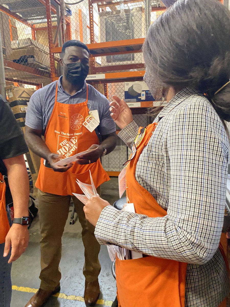 TOM Cary and Sr. APS Anthony being recognized by RVP and SM for their great partnership and support..
Appreciate you guys!