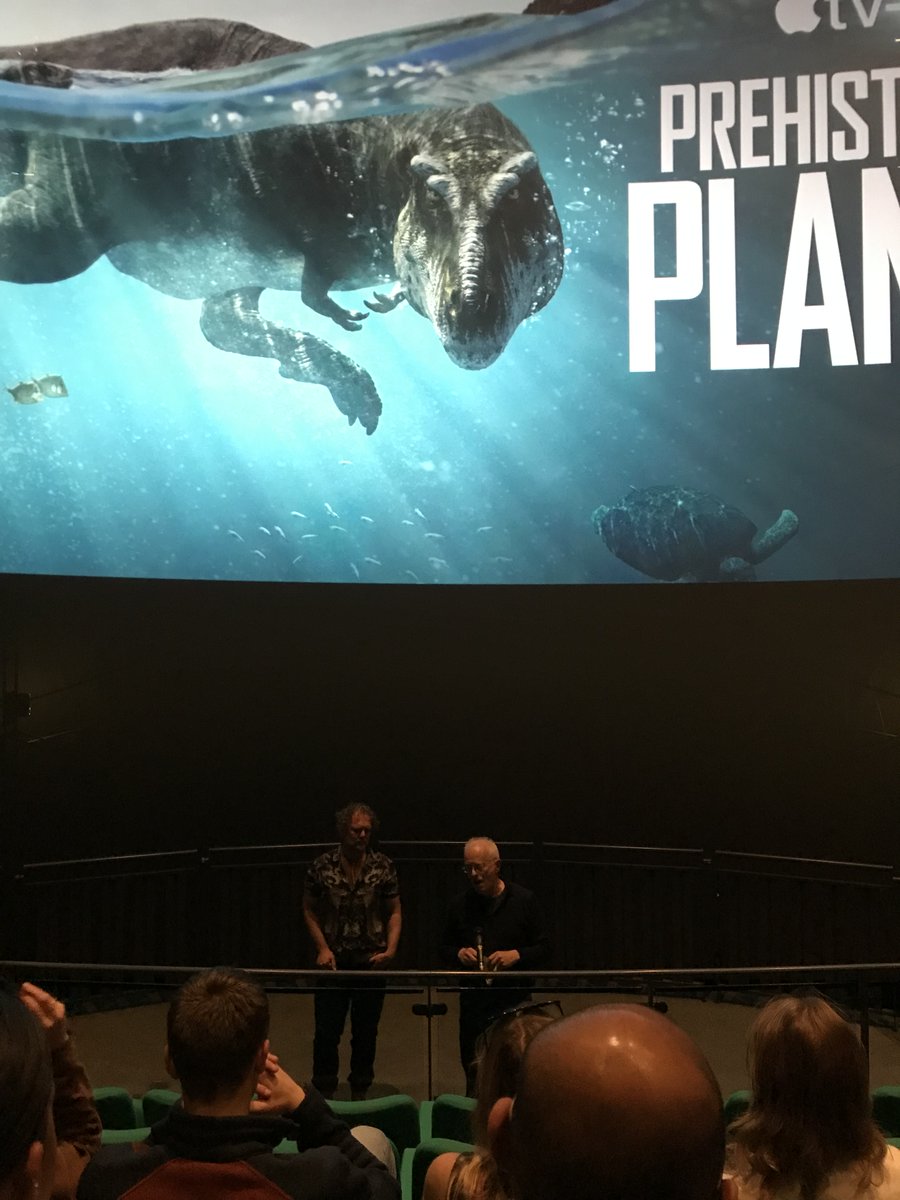 Alex Farnsworth🌻 (@climate_alexf) on Twitter photo Awesome time at the Bristol BBC #PrehistoricPlanet premiere. <a href="/BristolUni/">University of Bristol</a> Alex Farnsworth, Paul Valdes and <a href="/OpenUniversity/">The Open University</a> Bob Spicer caught up with the fantastic <a href="/bbcstudios/">BBC Studios</a> & <a href="/AppleTV/">Apple TV</a> team we worked with for over 3 yrs. Still surreal to see your name in the credits!🦖
🧵1/n Awesome time at the Bristol BBC #PrehistoricPlanet premiere. <a href="/BristolUni/">University of Bristol</a> Alex Farnsworth, Paul Valdes and <a href="/OpenUniversity/">The Open University</a> Bob Spicer caught up with the fantastic <a href="/bbcstudios/">BBC Studios</a> & <a href="/AppleTV/">Apple TV</a> team we worked with for over 3 yrs. Still surreal to see your name in the credits!🦖
🧵1/n
