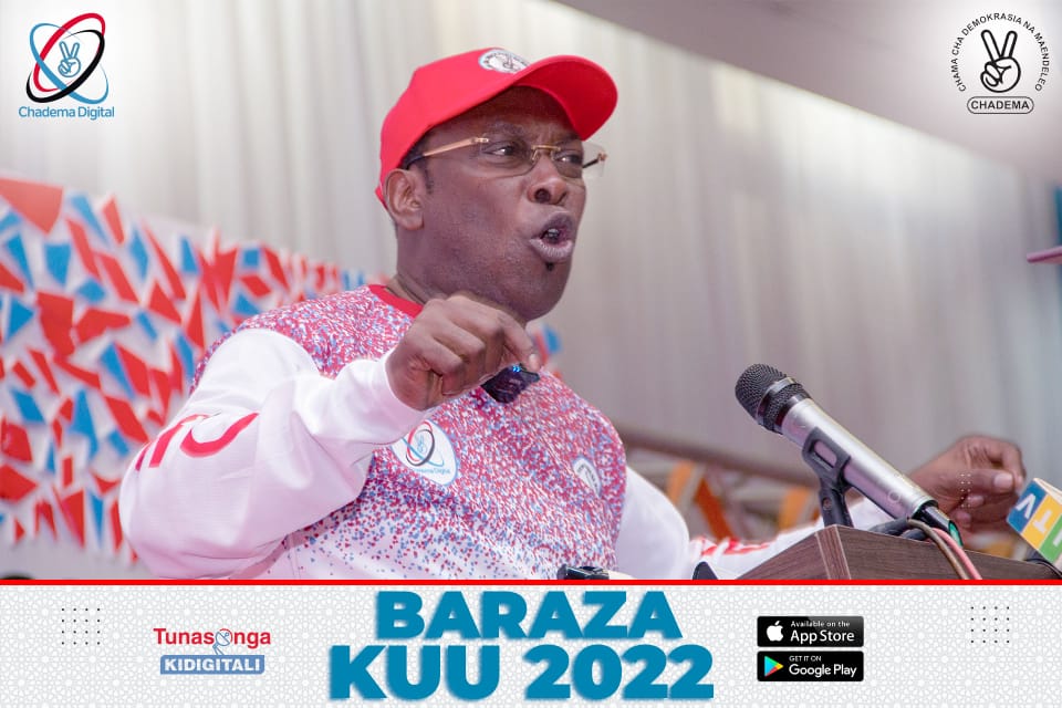 BungaraSaid's tweet photo. Mhe Halima Mdee na wenzie 18 ni kweli hawakupewa  nafasi ya kujitetea na kujieleza kwa kauli hii "Kama kuna yeyote miongoni mwenu ana kauli aseme ktk ili la kuomba msamaha" N kauli ftatai uhuni kujitetea na kujielezani haki ya asili si kuomba msamaha kuomba msamaha ni kukiri kosa https://t.co/LWSpRC5BO2