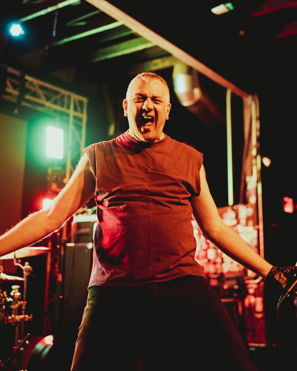 jakey_raw's tweet photo. Shots from @MUNICIPALWASTE @thedwarvesband, SPY, and Pig Destroyer show! What a fucking experience! https://t.co/r1orKkvEJR