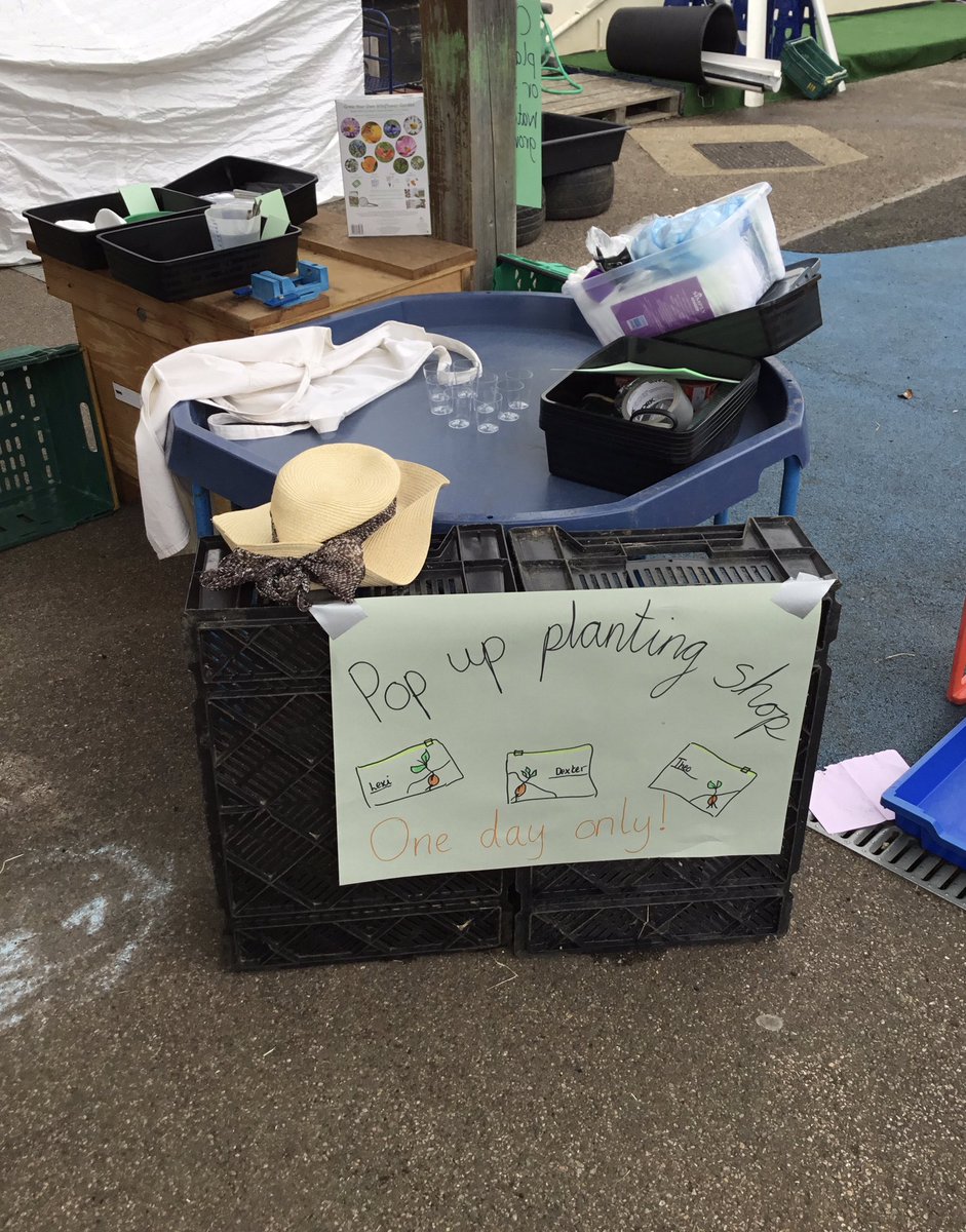 EYFSAveleyPrim1's tweet photo. There is a pop up shop today to end our learning about growing.@AveleySchool @EYFSAveleyPrim1 https://t.co/ZO1K7x8HY0