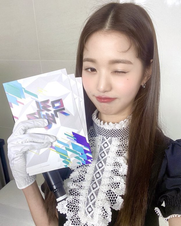 ive_cap's tweet image. 저 더듬이같은 앞머리 하나 때매 더 베이비