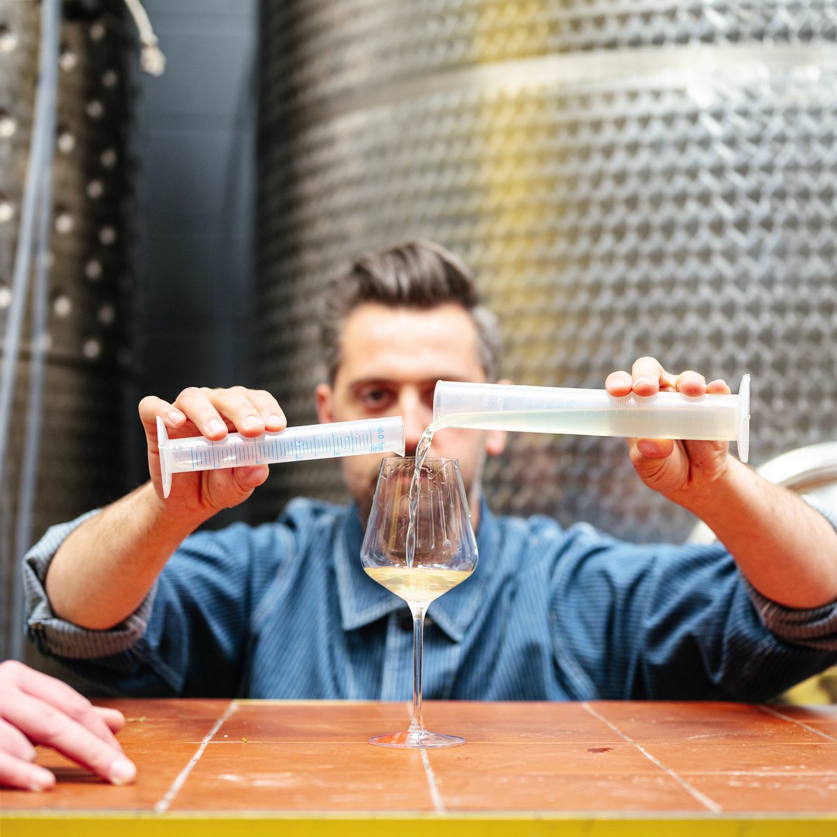 Final touches 👌 <a href="/MaxChater/">Max Chater</a> 

#champagneandoysters v4