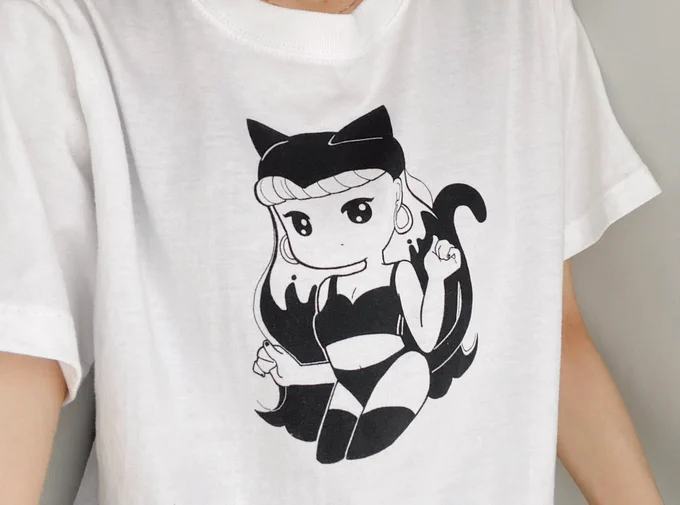 いよいよ明日5/21(土)出るデザフェスのグッズTシャツ(メンズS sizeのみ)シルクスクリーンで手刷りなので個性豊かな仕上がりです!!!(差異)着画は161センチ女!よろしくお願いしますCLUB NAKAYOSHI [西1F/B-101]#デザフェス55 