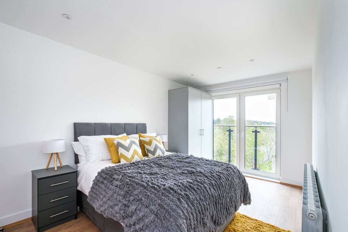 Hamptons_Cats's tweet photo. NEW DEVELOPMENT IN #WHYTELEAFE! 

1, 2 and 3 bedroom apartments 

Benefiting from Gym, Parking, Fantastic Transport Links and an Onsite Concierge. 

Both Unfurnished &amp; Furnished available https://t.co/42xr68BaDI