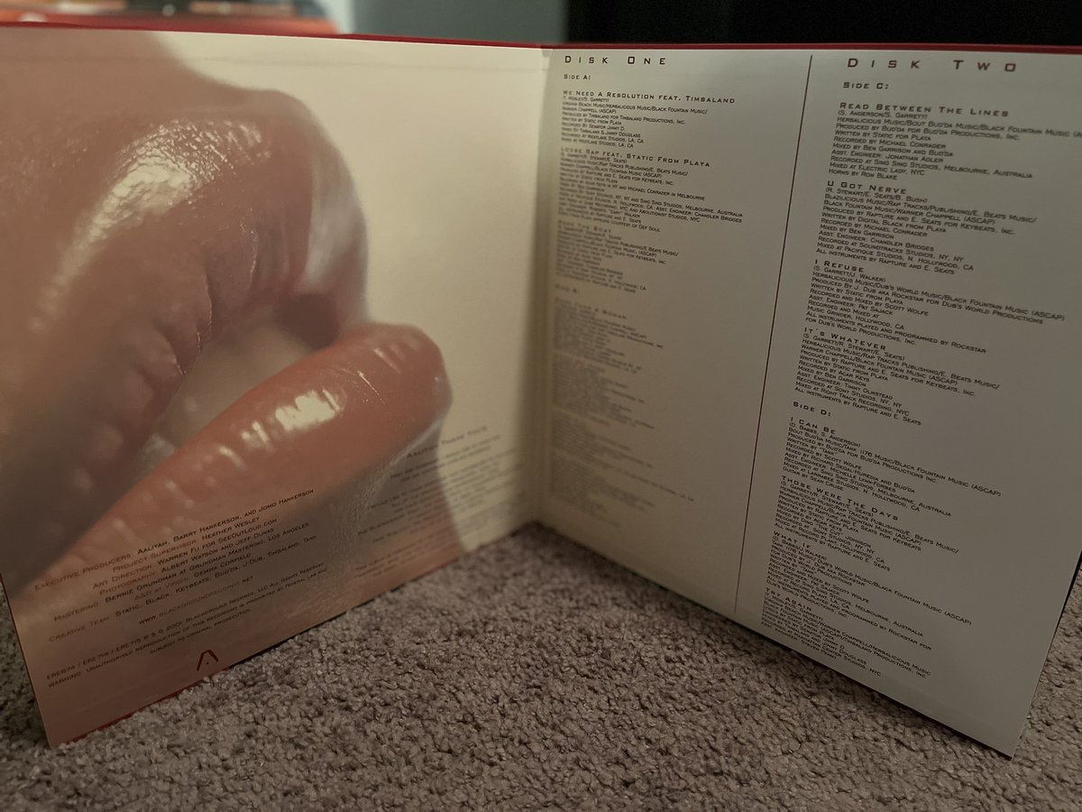 TaiLovesPapi's tweet image. I’m GAGGED. 😭😭😭😭