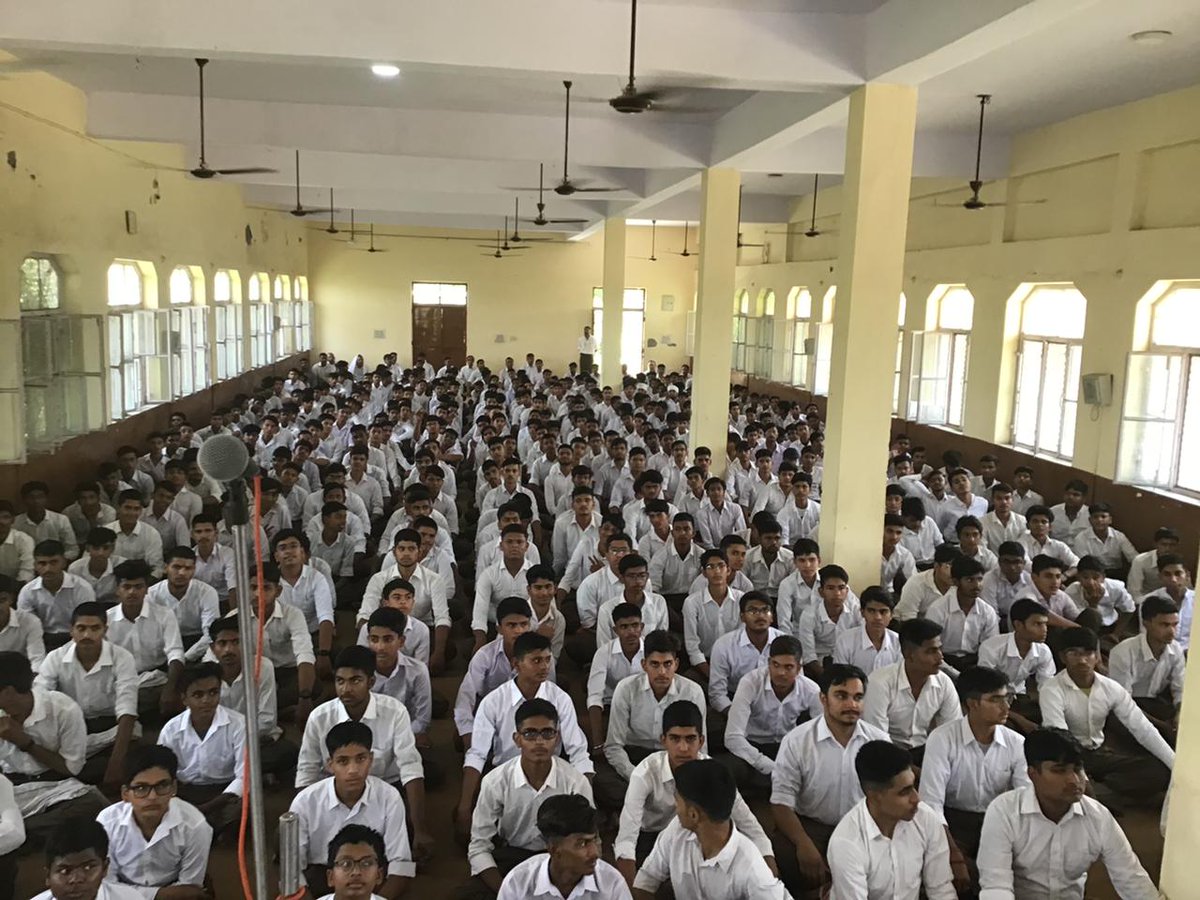 ग्रीष्म अवकाश में <a href="/RSSorg/">RSS</a>  #राजस्थान में #शाखा चलाने की #ट्रैनिंग हेतू #स्वयंसेवको के पन्द्रह से बीस दिनों के लिए कल (१९मई) से आठ स्थानों पर पूज्य संतों व प्रतिष्ठित सज्जनों के सानिध्य में वर्गों का #शुभारम्भ
#बीकानेर #झुंझुनू #बून्दी #अलवर #चित्तौड़ #नागोर
#तिवरी #जामडोली
