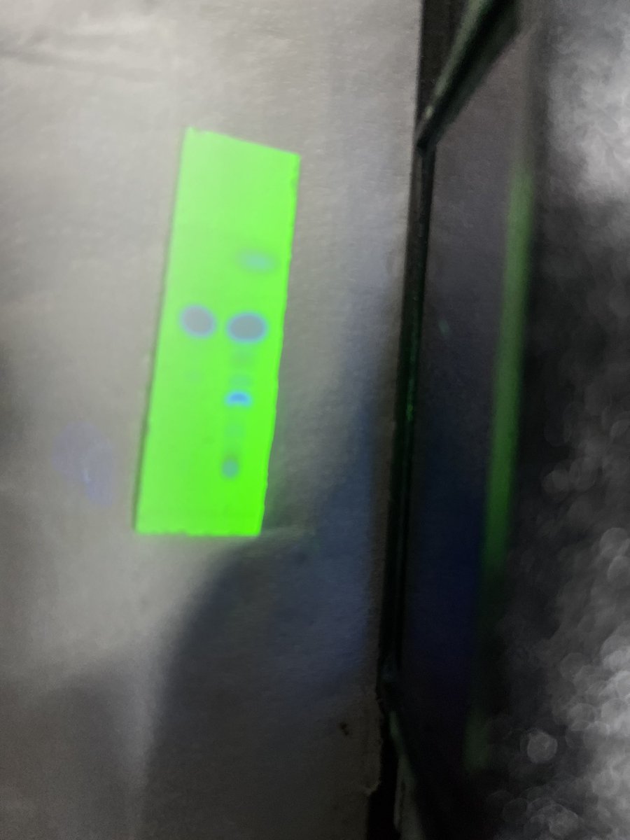 chinuasfa21's tweet photo. #SuzukiCoupling #boronic #pdcatalyst #fluorescencefriday ! Itβs all blue and well separated! #AcademicTwitter #phdchat #chemtwitter https://t.co/FQ2e7hntzh