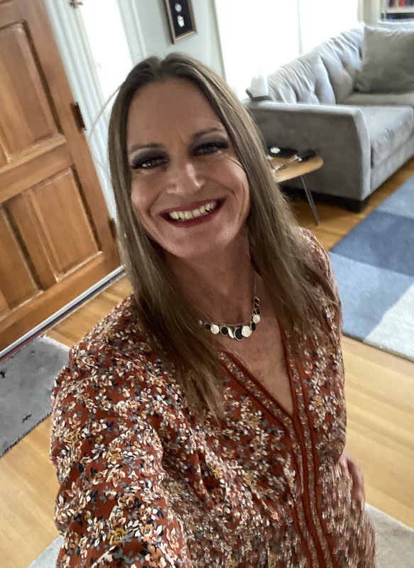 URNotAlone's tweet photo. Introducing KrisSodapop, URNA Miss May 2022. Kris is a trans woman who came out in 2003 with the help of her friends at URNotAlone.  Kris tells about her path to self-acceptance and her daughter who also came out as trans in 2021. More at https://t.co/ovwCCEcsdV https://t.co/uzvppcDCf4